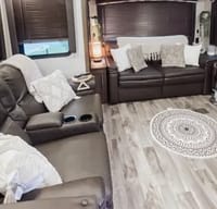 Rustic Sun Retreats Keystone Cougar Fifth Wheel