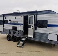 Shane's Grand River 24RLS Travel Trailer