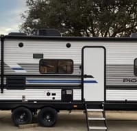Timmy's Heartland Pioneer 270 bhs Travel Trailer