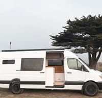 Felix's Mercedes-Benz Sprinter Class B