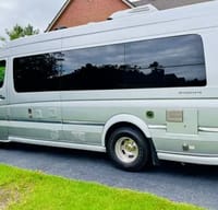 Joey's Airstream  Interstate GT Class B