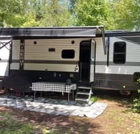 Karly and Mike's Holiday Hideout