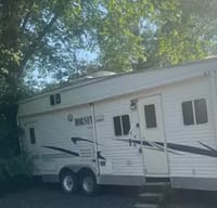andrew's Keystone Hornet Toy Hauler