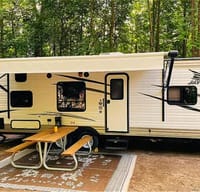 Unwind and relax! Turkey Point/Long Point/Port Dover/ANYWHERE rental w/Starlink WIFI