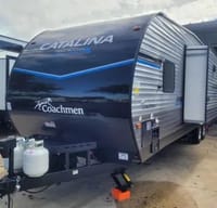 Toy Hauler /Camper with Plenty of Room.