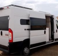 Luna Sea Adventure Van -Pet Friendly/AC/Heat