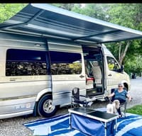 Daniel's Airstream Interstate ‘Slate’ Class B