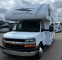 2025 Thor Magnitude 22GA, An Absolute Travel Machine Dream