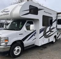 Deer Land   Thor Motor Coach fourwind 22b Class C
