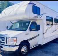 2018 Forest River Sunseeker 2850SLE Class C