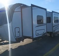 Tate and Allison's Venture SportsTrek Touring Edition Travel Trailer