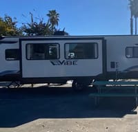 Chase's Forest River Vibe Travel Trailer