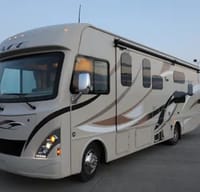 Westley's Thor Motor Coach 31.1bh Class A