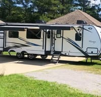 Scott's Coachmen Freedom Express Travel Trailer
