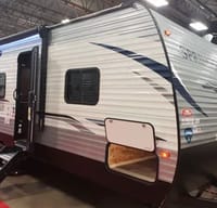 Robert's Keystone  Springdale  Travel Trailer