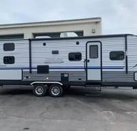 The Lifesaver: 2020 Coachmen Catalina Summit Series Travel Trailer