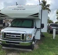 "DAWG House" 1 - includes 250 miles per day