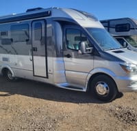 Full size bathroom, Easy to drive