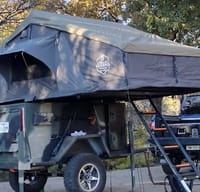 Overlanding camper trailer