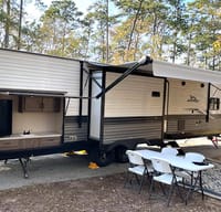 Alicia’s RV Rentals
