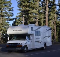 2014 Winnebago Alaskan Adventurer
