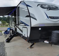 2021 Cherokee Alpha Wolf Forest River