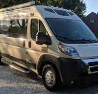 2017 Roadtrek Simplicity Small, Agile