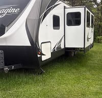 Grand Design Imagine 2800BH
