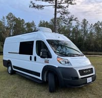 Vancy - The Fancy Campervan