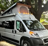 Luxury Camper Van for 6!
