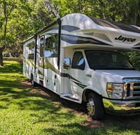 Family Adventure on Wheels 2019 Jayco Greyhawk