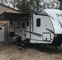 2022 CrossRoads Sunset Trail KING BED DUAL AC's