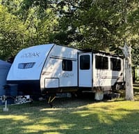 Fully Stocked 2021 Kodiak 283BHSL – Sleeps 10