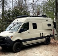Winny the 4x4 Winnebago