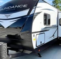 2022 Sundance 294BH 2 bedroom sleeps 10