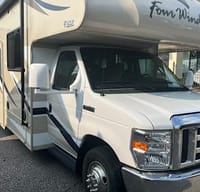 2019 Thor Four Winds 30D