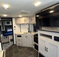 2022 Mallard Heartland 251bh