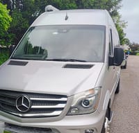 2016 Airstream RV Interstate Grand Tour  Twin