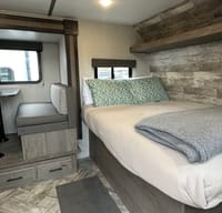 Camping Comfort & Luxury '21 Keystone Springdale
