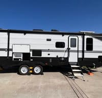 2022 Keystone RV Hideout 28BHSWE