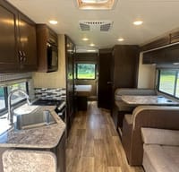 2019 Thor Motor Coach freedom elite