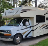2017 Coachmen RV Freelander 27QB Chevy 4500