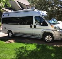 TINY HOUSE ON WHEELS - Deluxe Winnebago Travato