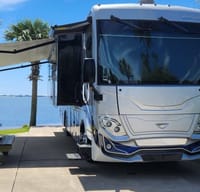2022 Fleetwood RV Frontier 34GT