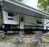 Happy Campers RV Rental/ Private WIFI