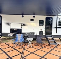 IDEAL HOME