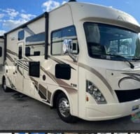 2018 THOR 32.1 ACE 2 FULL BATHS, KING,PET FRIENDLY