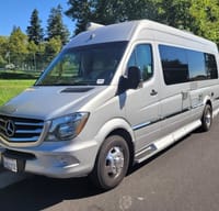 MERCEDES WINNEBAGO ERA 70X