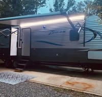 2018 CrossRoads RV Zinger ZR33BH