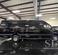 2024 Midwest Automotive Designs Daycruiser D6